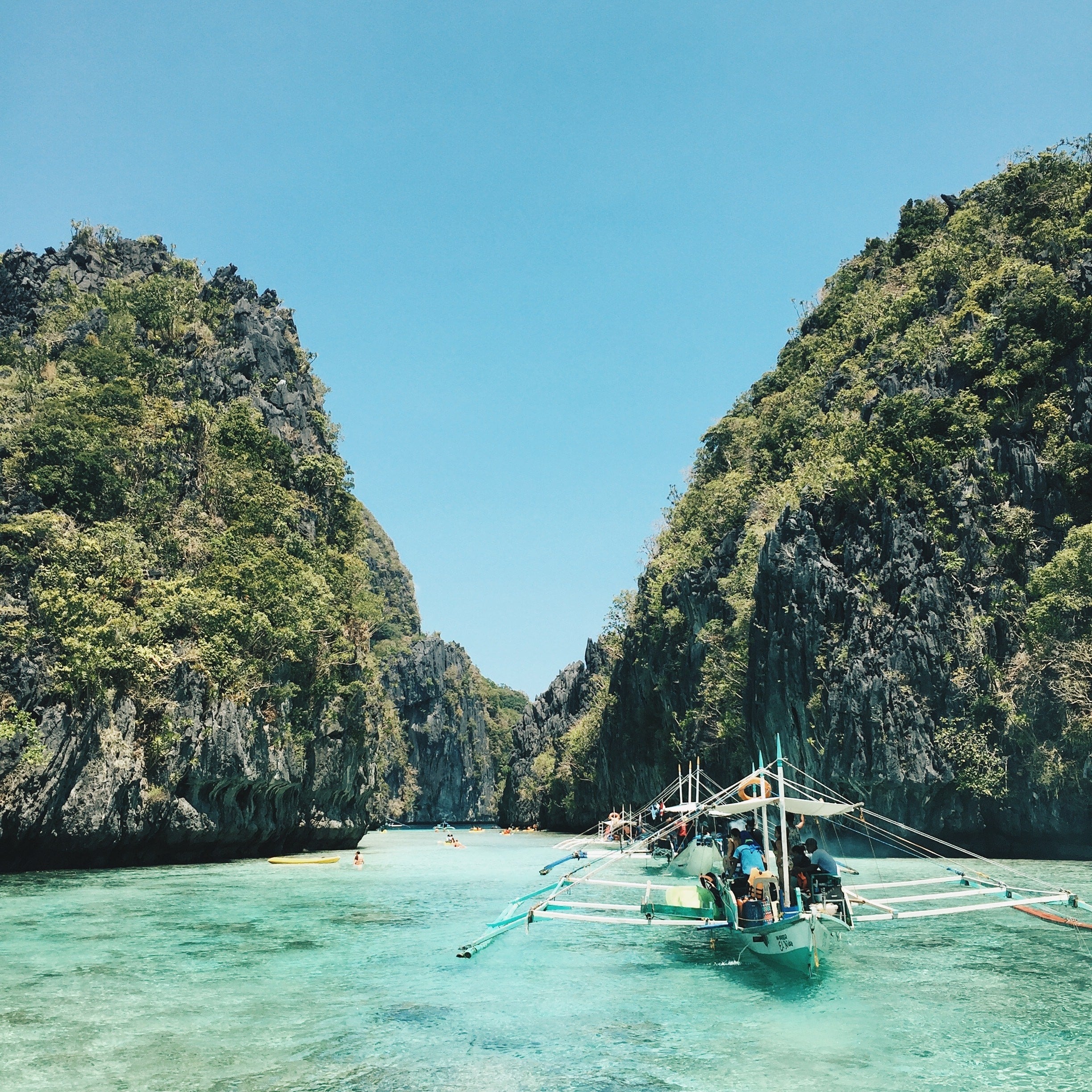 Asia offers the opportunity to immerse oneself in ancient customs, vibrant festivals, and a rich tapestry of lifestyles. Let us book your next trip to Asia.